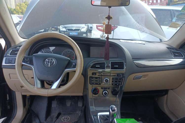 Used Brilliance V5 2012 1.5T Manual Two-Wheel Drive Luxury Version