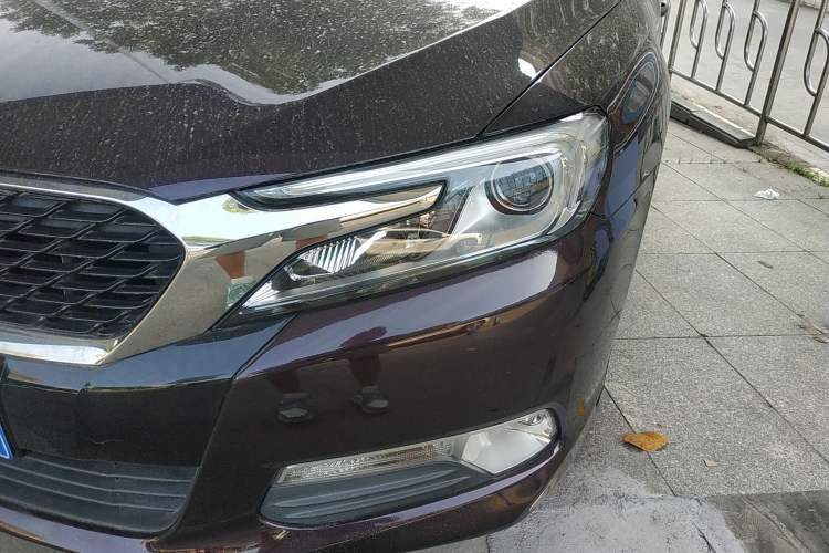 Used DS 5LS 2014 1.8L automatic Comfort version VTi140