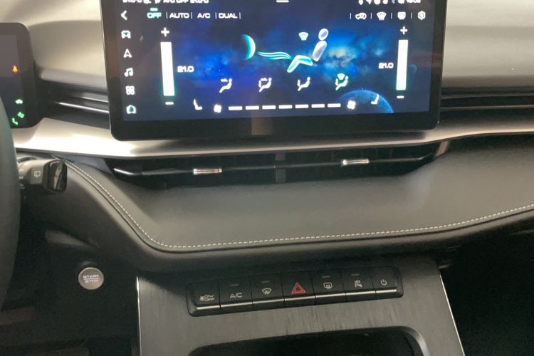 Used Haval H6 New Energy 2023 DHT-PHEV 110KM Enjoyment Edition
