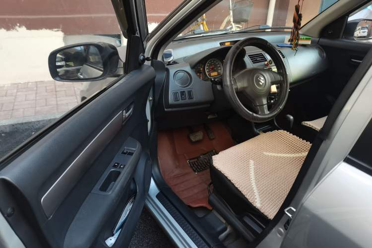 Used Suzuki Swift 2009 1.3L Automatic Value Edition
