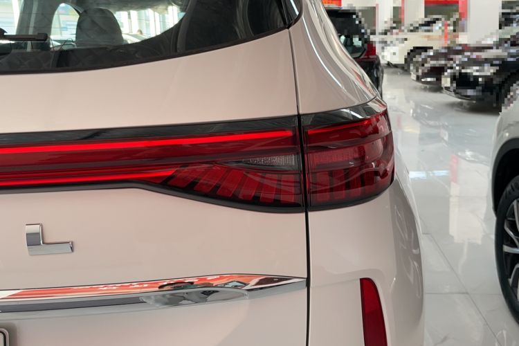 Used Haval H6 New Energy 2023 DHT-PHEV 110KM Enjoyment Edition
