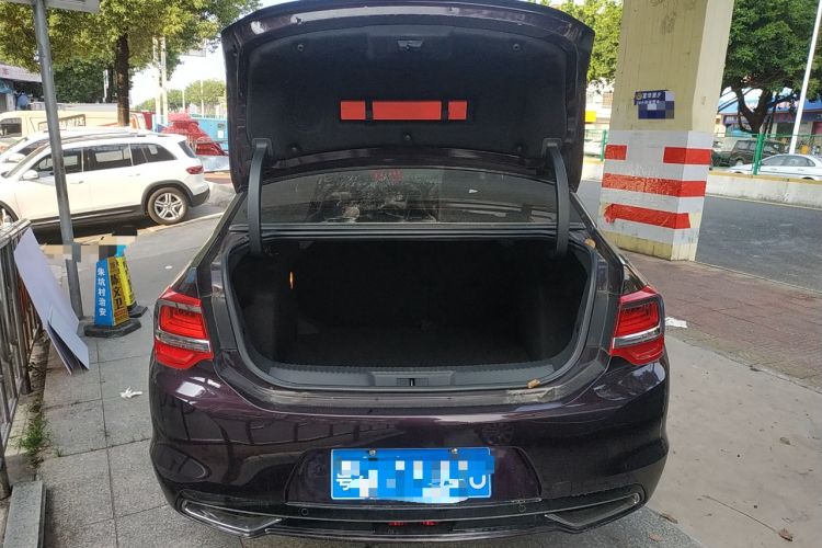 Used DS 5LS 2014 1.8L automatic Comfort version VTi140