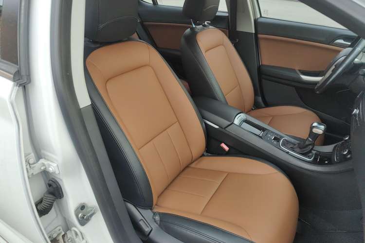 Used Roewe e550 2016 Deluxe Edition