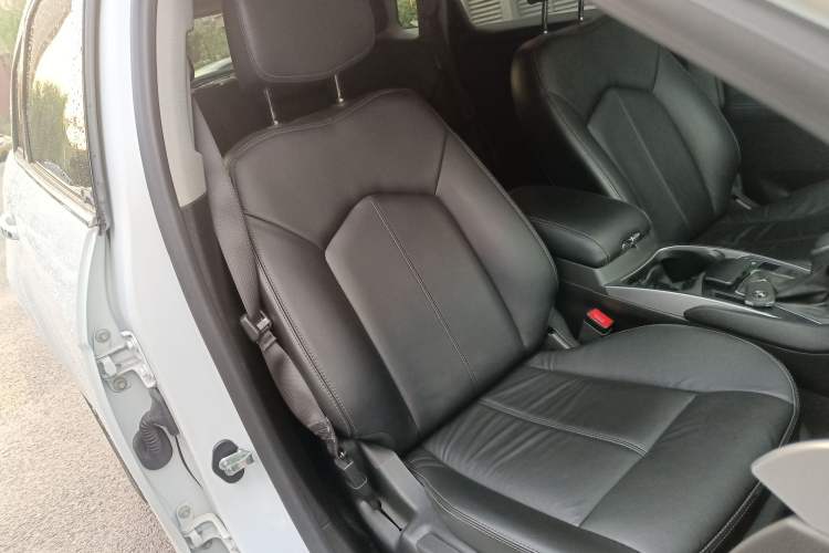 Used Cadillac SRX 2015 3.0L Comfort Version