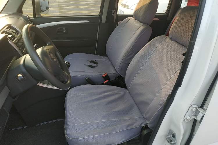 Used Suzuki Wagon R 2015 1.4L Manual All-Around Model
