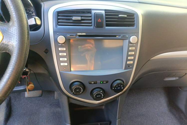 Used Haima Puxima 2012 1.8L Automatic 7-Seater Deluxe Edition