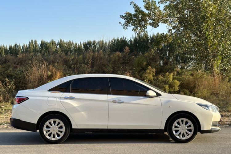 Used Venucia D60 2020 1.6L Entry Manual Comfort Edition
