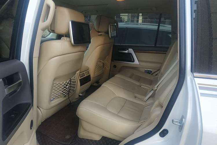 Used Toyota Land Cruiser 2016 4.0L Automatic VX Left Rear Seat