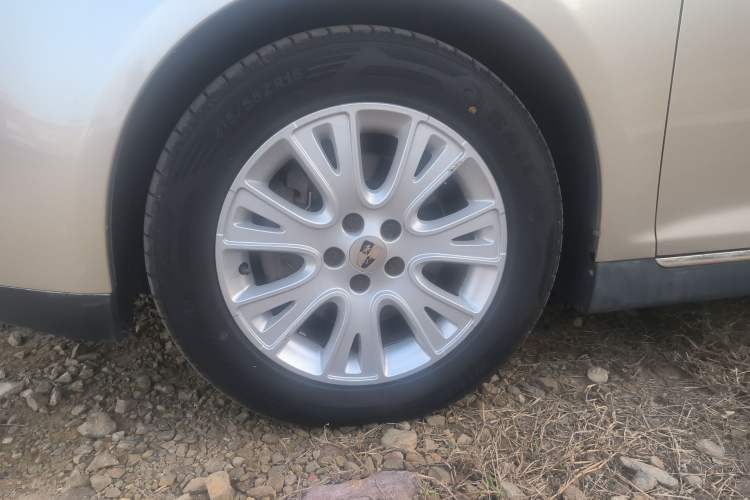 Used Roewe 550 2012 550 1.8L Automatic Value Edition Left Front Wheel Hub