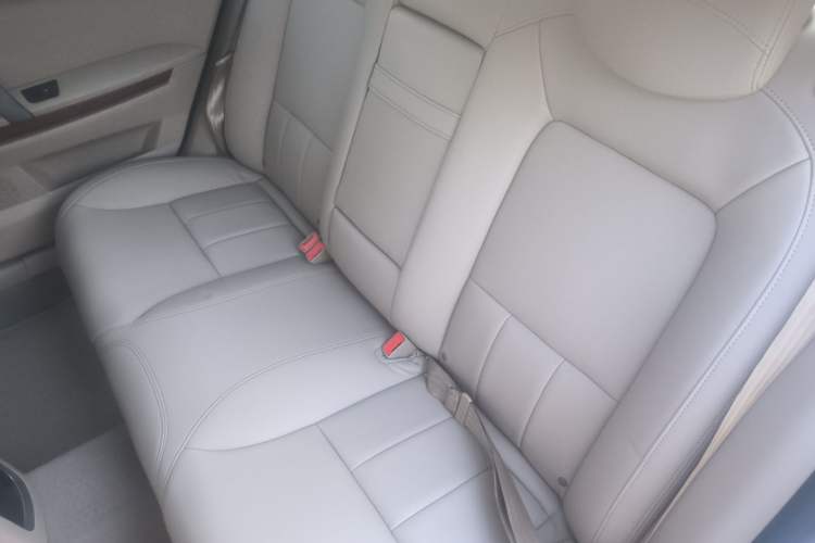 Used Roewe 550 2012 550 1.8L Automatic Value Edition Left Rear Seat