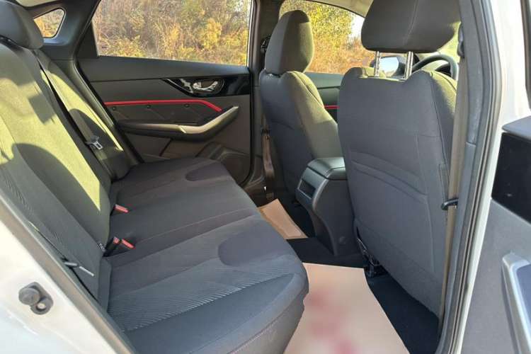 Used Venucia D60 2020 1.6L Entry Manual Comfort Edition
