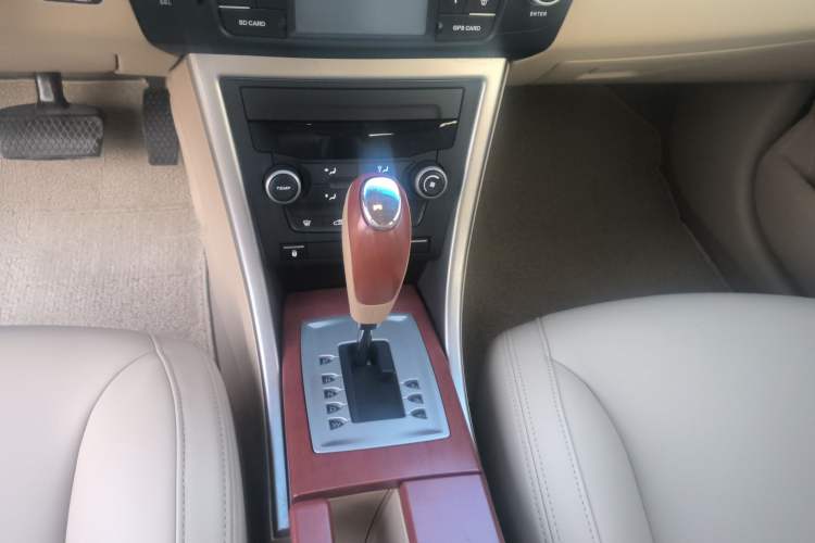 Used Roewe 550 2012 550 1.8L Automatic Value Edition Gear Lever