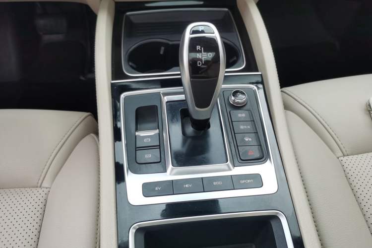 Used BYD Song MAX New Energy 2019 DM 1.5T Smart Connect Zhiyao Model 6-Seater China V Emission Standard
