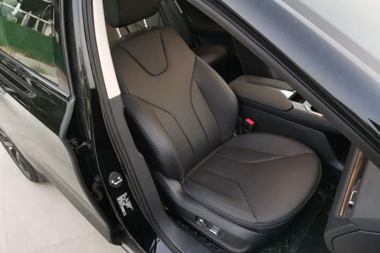 Used Hongqi E-QM5 2021 Charging Version Flagship Edition
