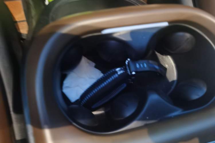 Used Chrysler Grand Voyager 2017 3.6L Premium Edition
