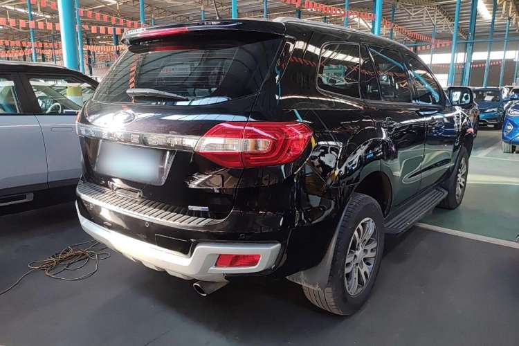 Used Ford Everest 2016 2.0T Gasoline Automatic 4x4 Luxury Edition
