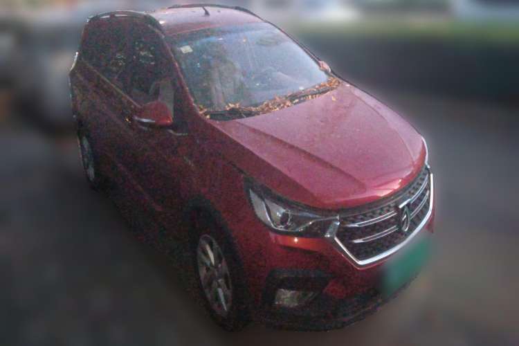 Used Baojun 310W 2018 1.5L Automatic Fashion Edition China VI
