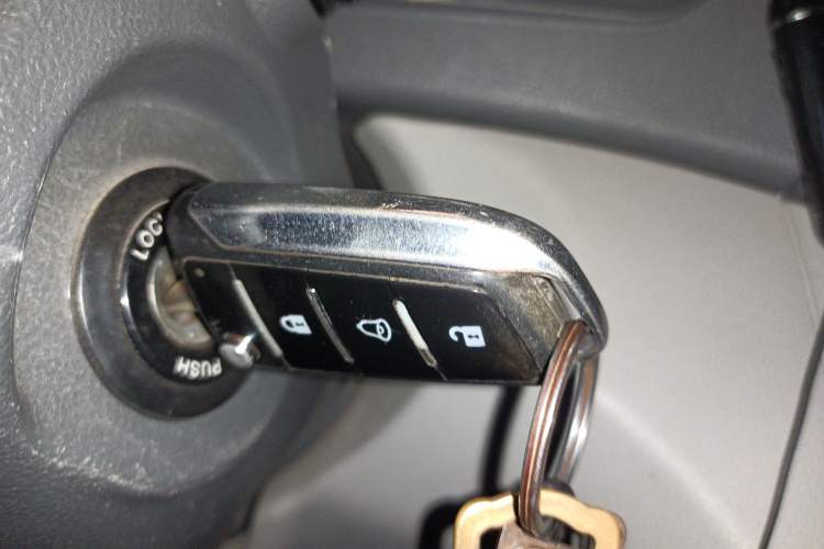 Used JAC Sunray 2018 2.7T 5-Series National Emission Standard V Star Express High-Roof