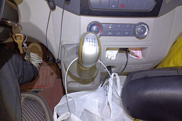 Used JAC Sunray 2018 2.7T 5-Series National Emission Standard V Star Express High-Roof