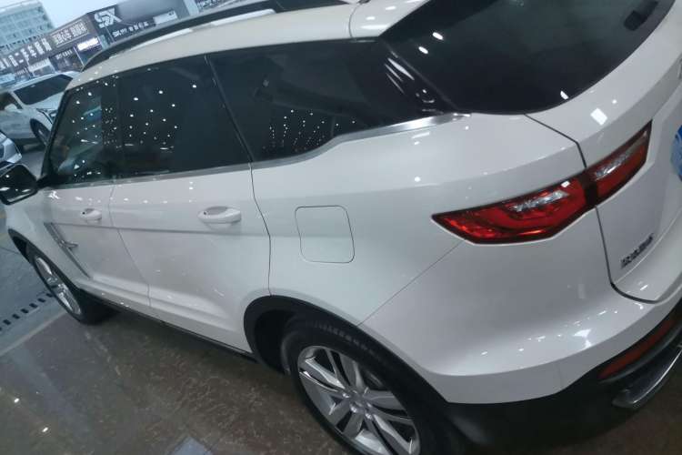 Used Zotye T700 2017 1.8T Dual-Clutch Luxury Model
