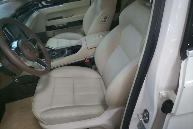 Used Zotye T700 2017 1.8T Dual-Clutch Luxury Model