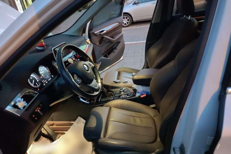 Used BMW X1 New Energy 2018 xDrive25Le Luxury Model Left Front Seat