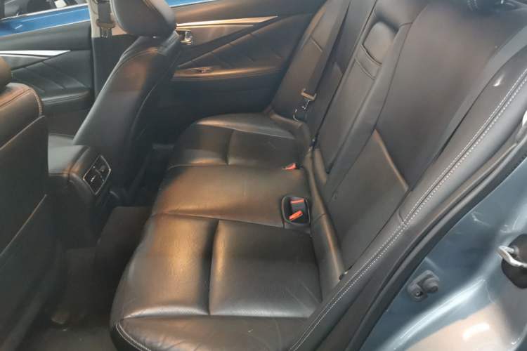 Used Infiniti Q50 2014 2.0T Luxury Edition Left Rear Seat