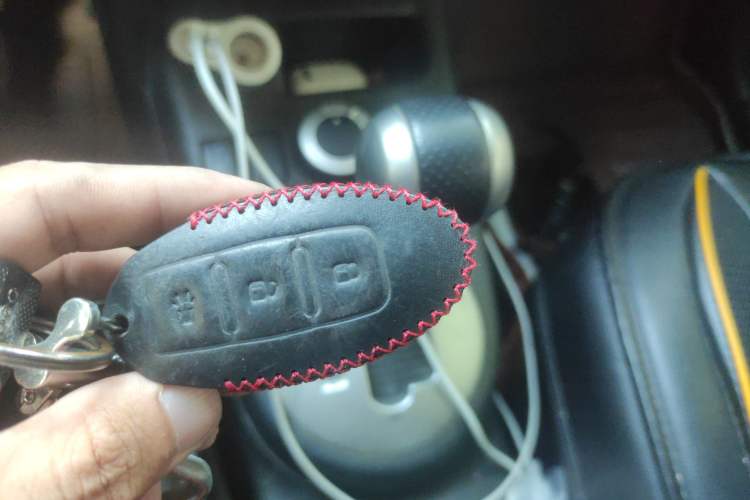 Used Dongfeng Fengdu MX6 2016 2.0L CVT 4x4 Dream Edition