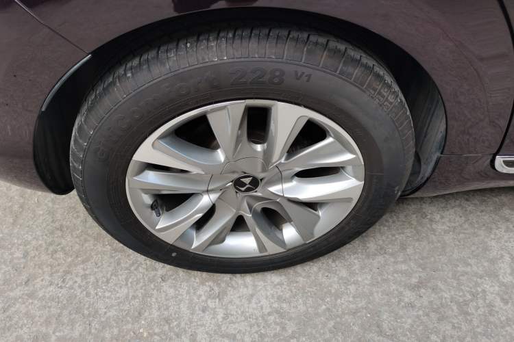 Used DS 5 2015 1.6T Luxury Edition THP160
