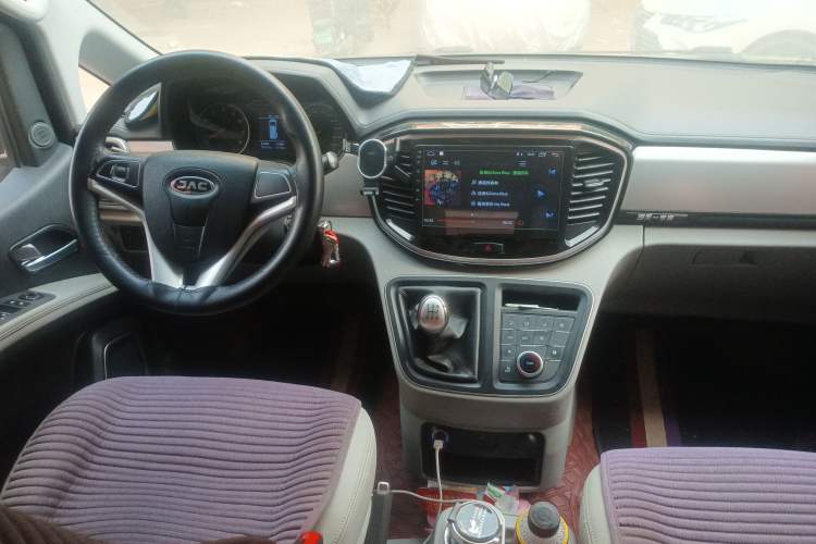 Used JAC M4 2018 2.0L Manual Express Version Center Console