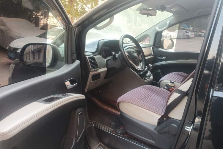 Used JAC M4 2018 2.0L Manual Express Version Driver Seat