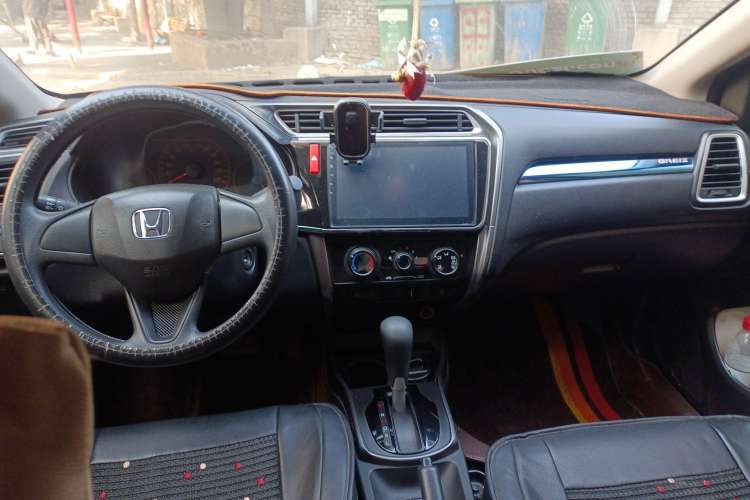 Used Honda Greiz 2016 1.5L CVT Classic Edition
