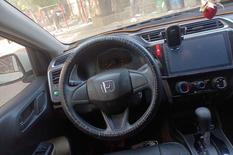 Used Honda Greiz 2016 1.5L CVT Classic Edition
