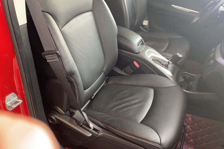 Used Dodge Journey 2013 2.4L Two-Wheel Drive Luxury Version
