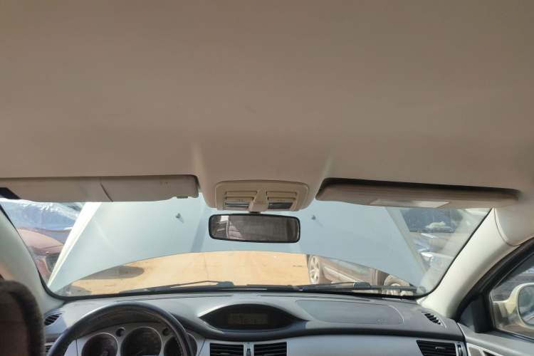 Used Dongfeng Aeolus H30 2010 1.6L Manual Zunya Trim