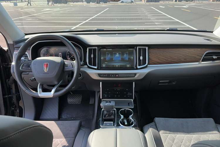 Used Hongqi HS7 2022 2.0T DCT Two-Wheel Drive Smart Connect Flagship Edition 7 Seats