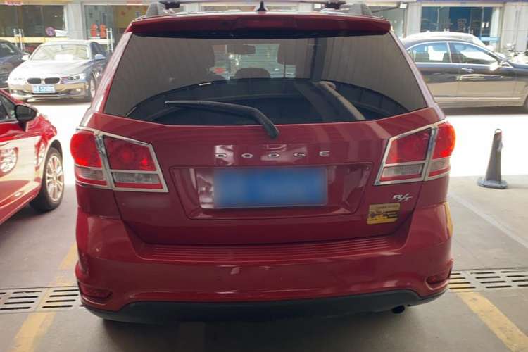 Used Dodge Journey 2013 2.4L Two-Wheel Drive Luxury Version
