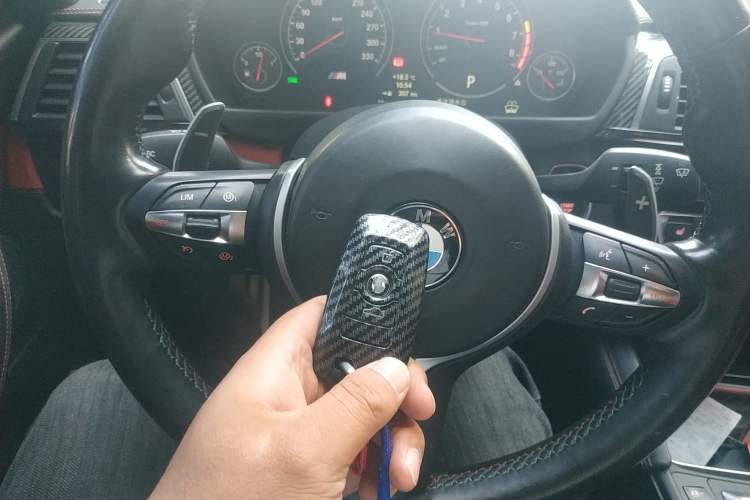 Used BMW M4 2014 M4 two-door coupe