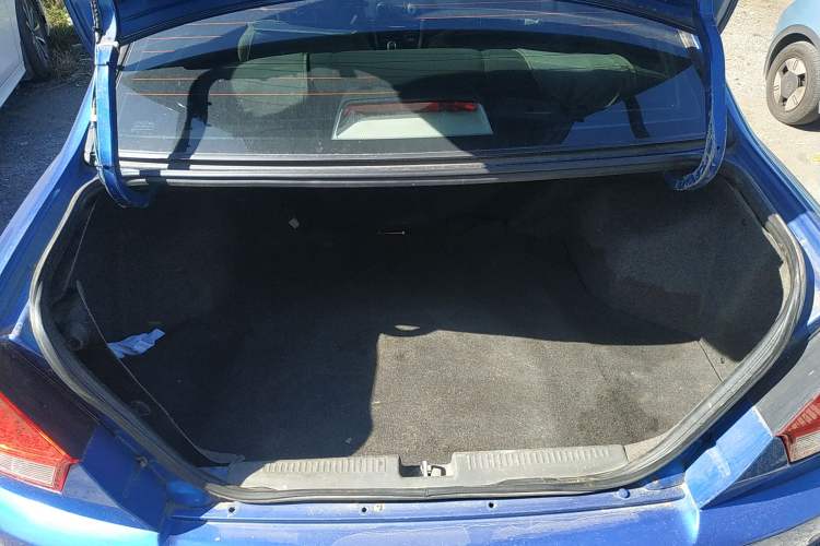 Used Soueast V3 Lingyue 2011 1.5L Manual Happiness Edition