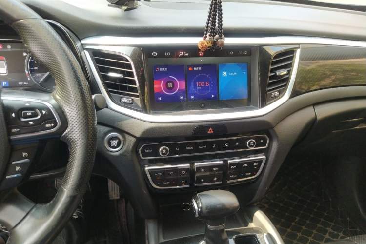 Used GAC Trumpchi GS7 2017 280T Two-Wheel Drive Luxury Model