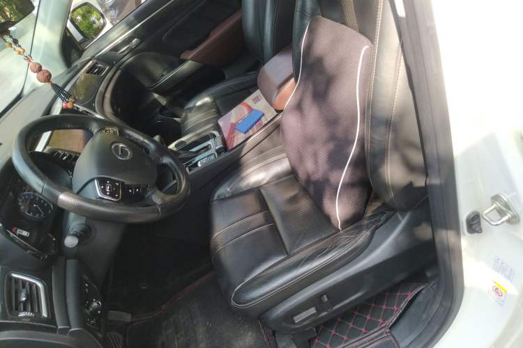 Used GAC Trumpchi GS7 2017 280T Two-Wheel Drive Luxury Model