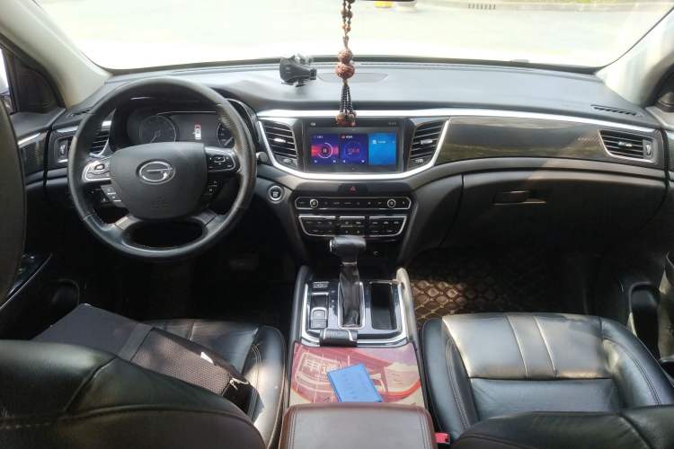 Used GAC Trumpchi GS7 2017 280T Two-Wheel Drive Luxury Model