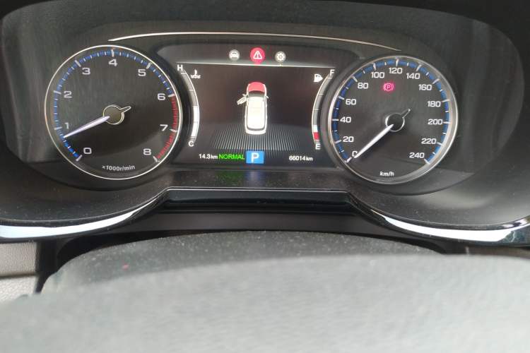 Used GAC Trumpchi GS7 2017 280T Two-Wheel Drive Luxury Model