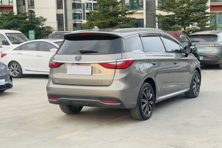Used BYD Song MAX New Energy 2019 DM 1.5T Smart Connect Zhiyao Model 6-Seater China V Emission Standard
