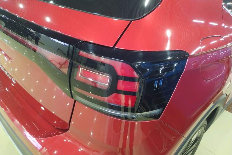 Used Volkswagen Tacqua 2020 1.5L Automatic Yue