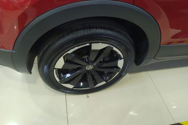 Used Volkswagen Tacqua 2020 1.5L Automatic Yue