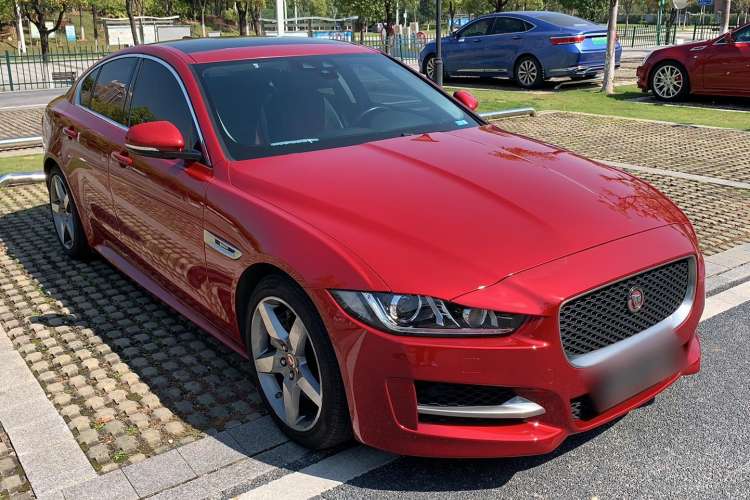 Used Jaguar XE 2017 2.0T 200 PS R-Sport
