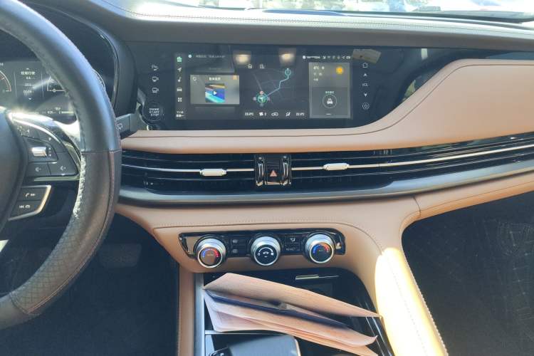 Used Changan CS95 2023 2.0T All-Wheel-Drive Luxury PLUS Model
