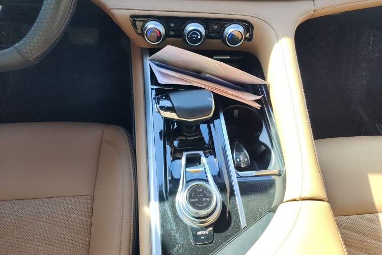 Used Changan CS95 2023 2.0T All-Wheel-Drive Luxury PLUS Model
