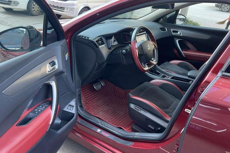 Used DS 4S 2018 30THP P-Line Sport Model
